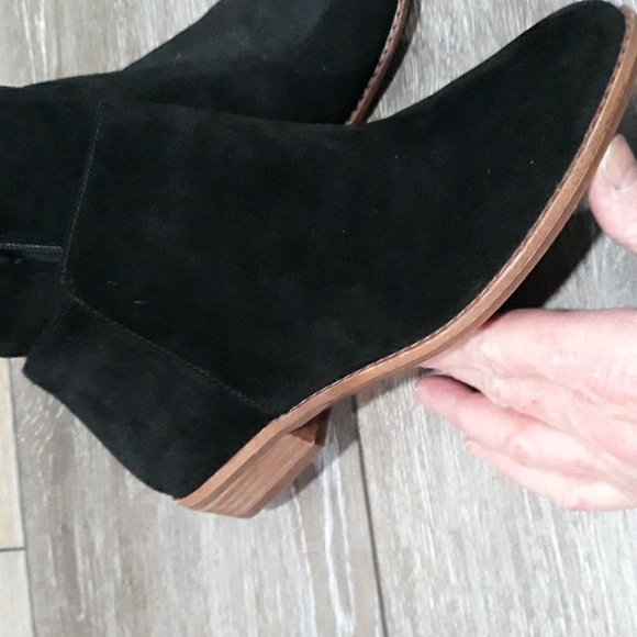 Alex Marie black suede zip booties. Size 7.5. NWOT - Picture 5 of 12